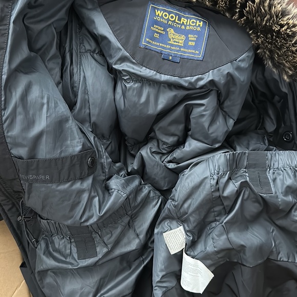 Woolrich  John Rich & Bros. Parka Made in Bologna Italy for Men - Small - Picture 13 of 13